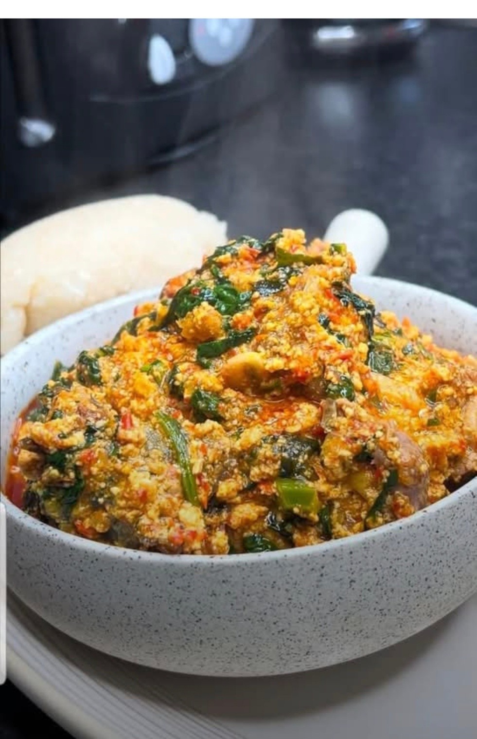 Egoussi mixte (viande & peau)